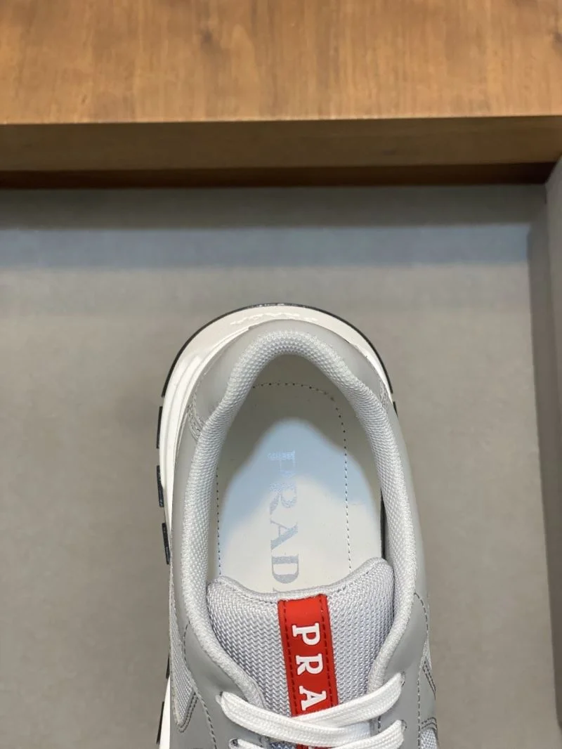 Prada Low Shoes Minimalist 35399