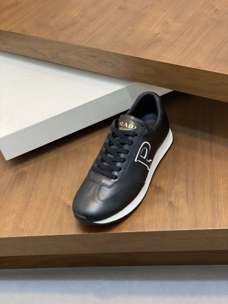 Prada Low Shoes Durable 35396