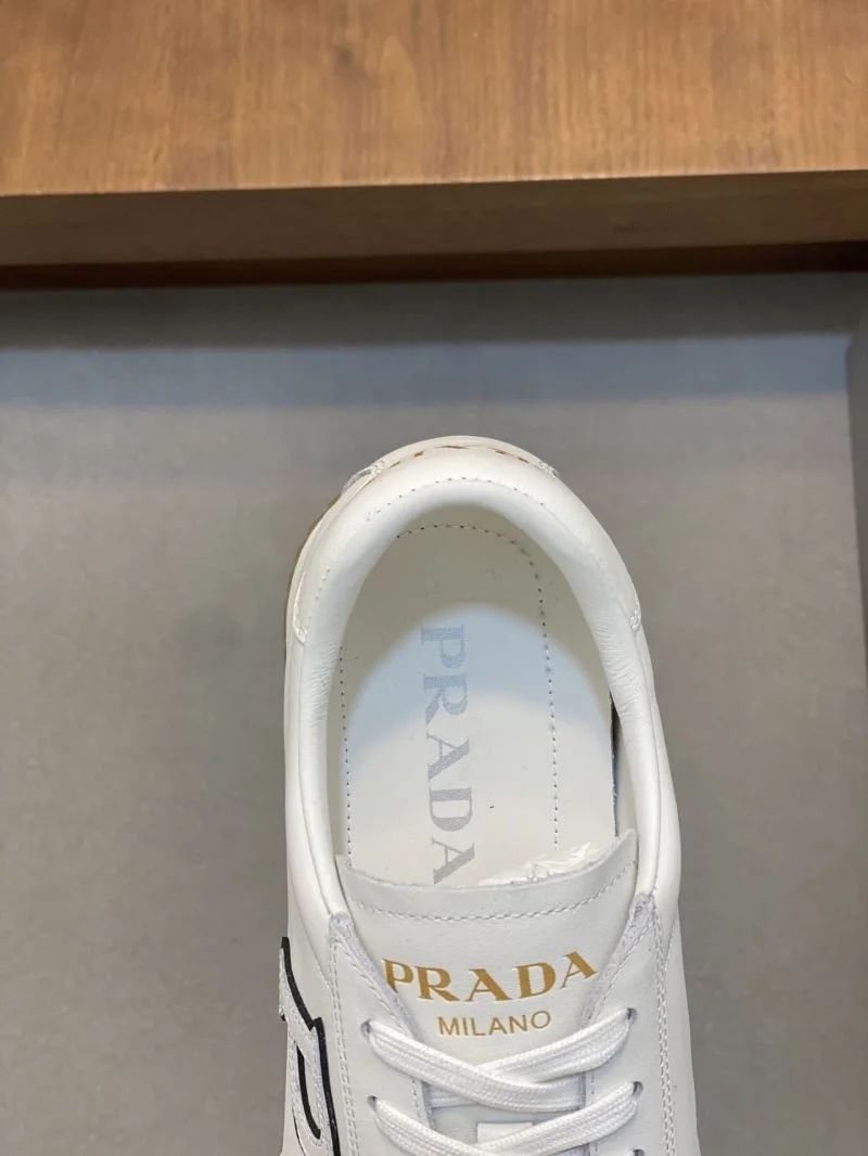 TimelessDesign Prada Low Shoes 35409