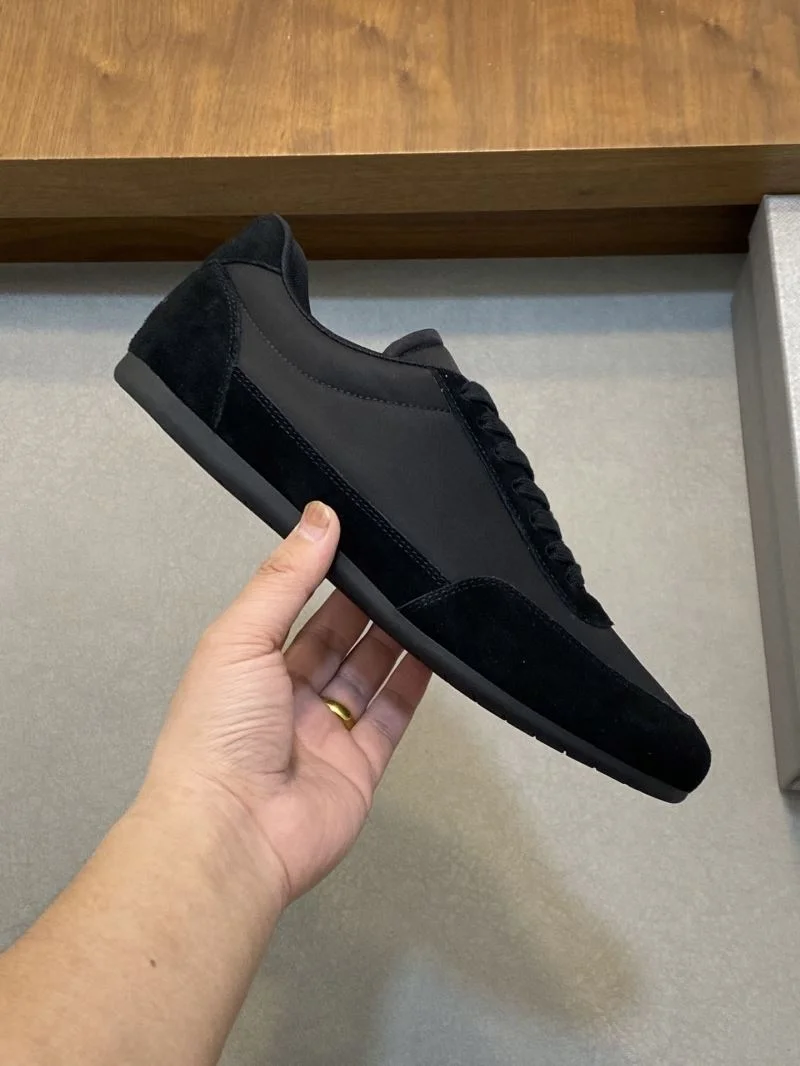 MultiPurpose Prada Low Shoes 35393
