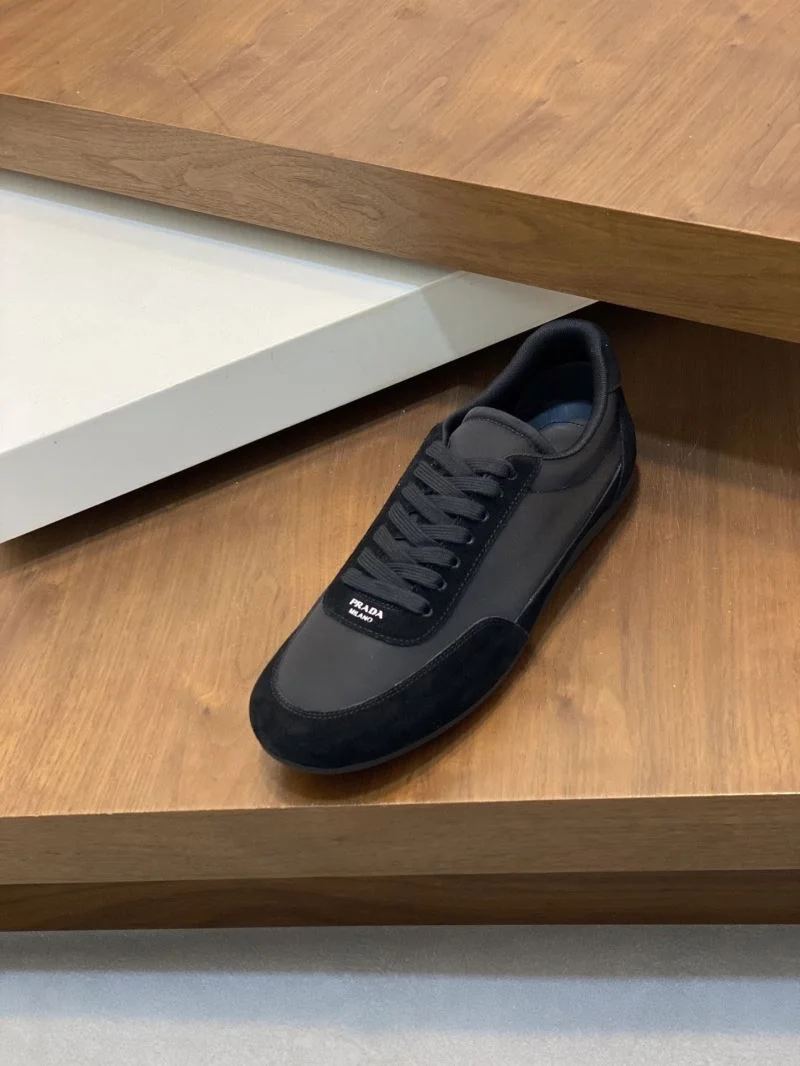 MultiPurpose Prada Low Shoes 35393