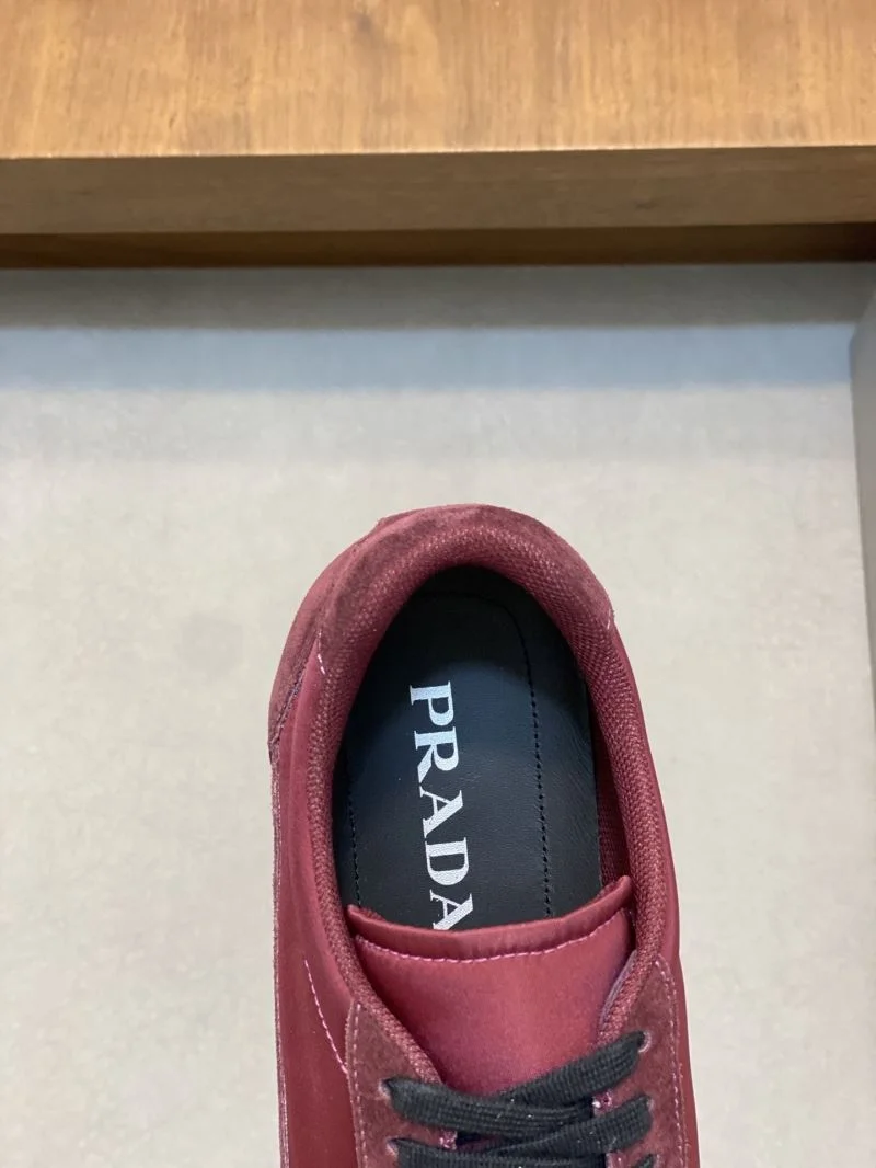Prada Low Shoes Premium 35400