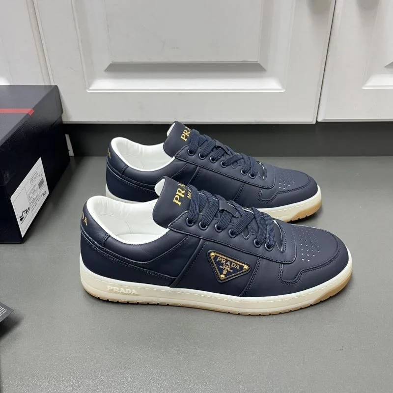 Prada Low Shoes Durable 35419