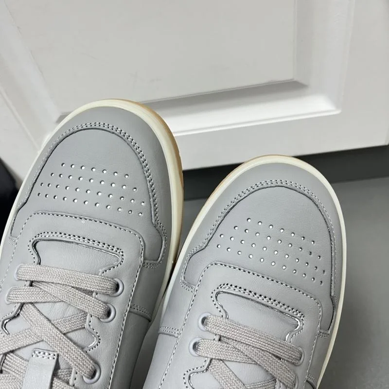 MultiPurpose Prada Low Shoes 35401