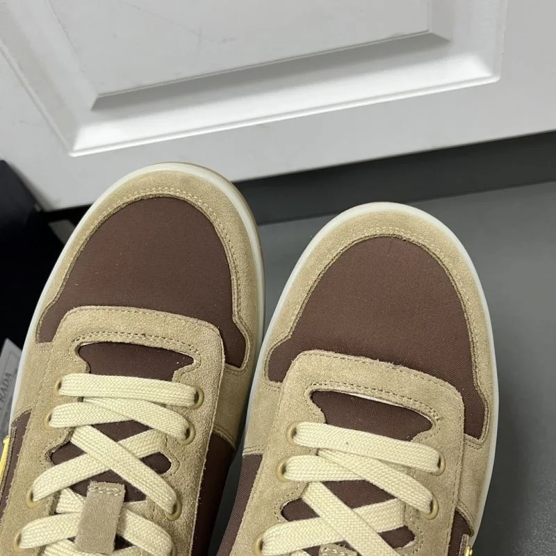 Prada Low Shoes MoistureWicking 35413