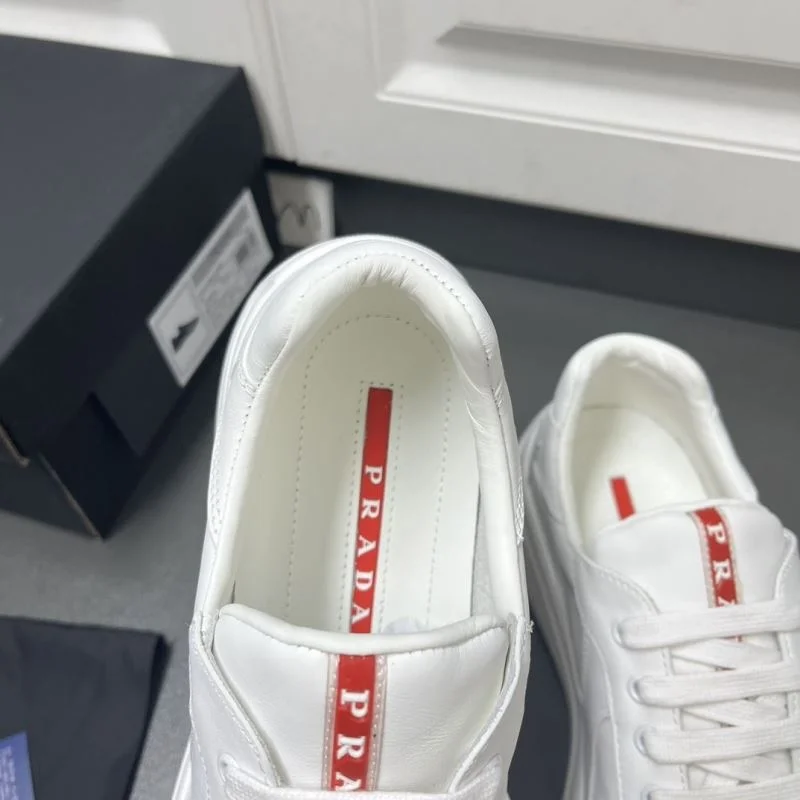 MultiPurpose Prada Low Shoes 35388