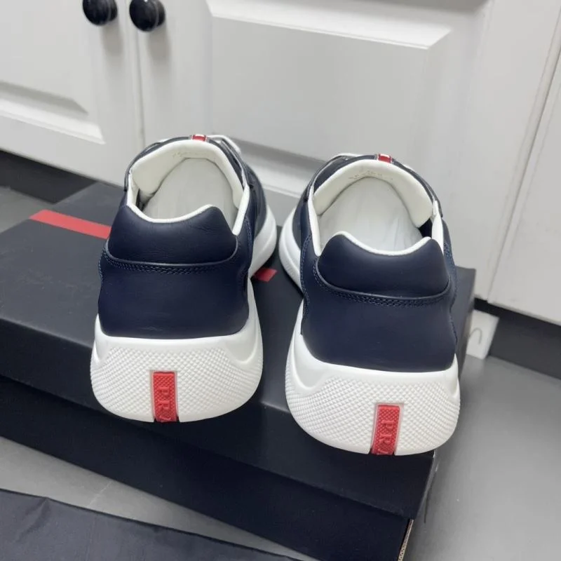 Prada Low Shoes WrinkleFree 35414