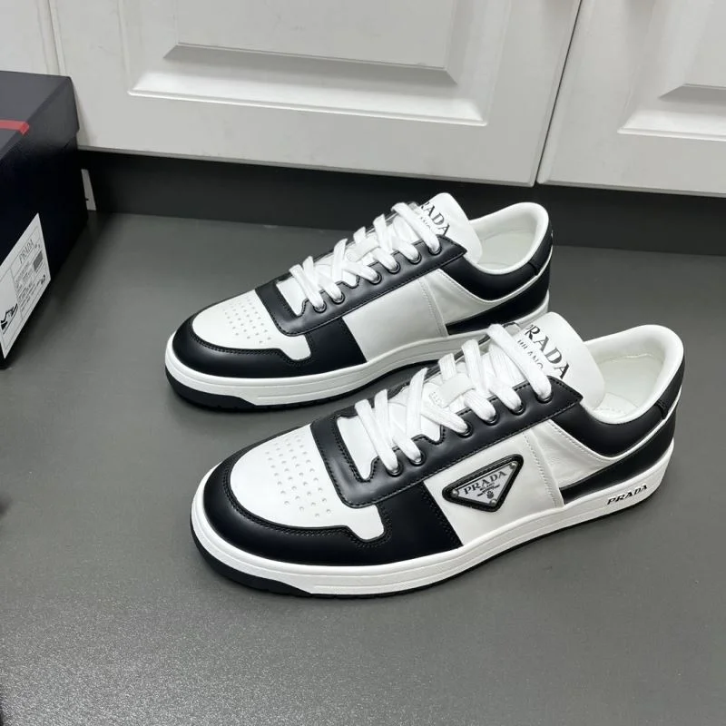 SmoothTexture Prada Low Shoes 35387