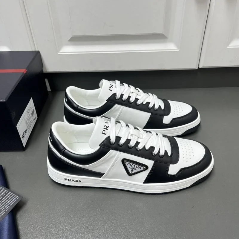SmoothTexture Prada Low Shoes 35387