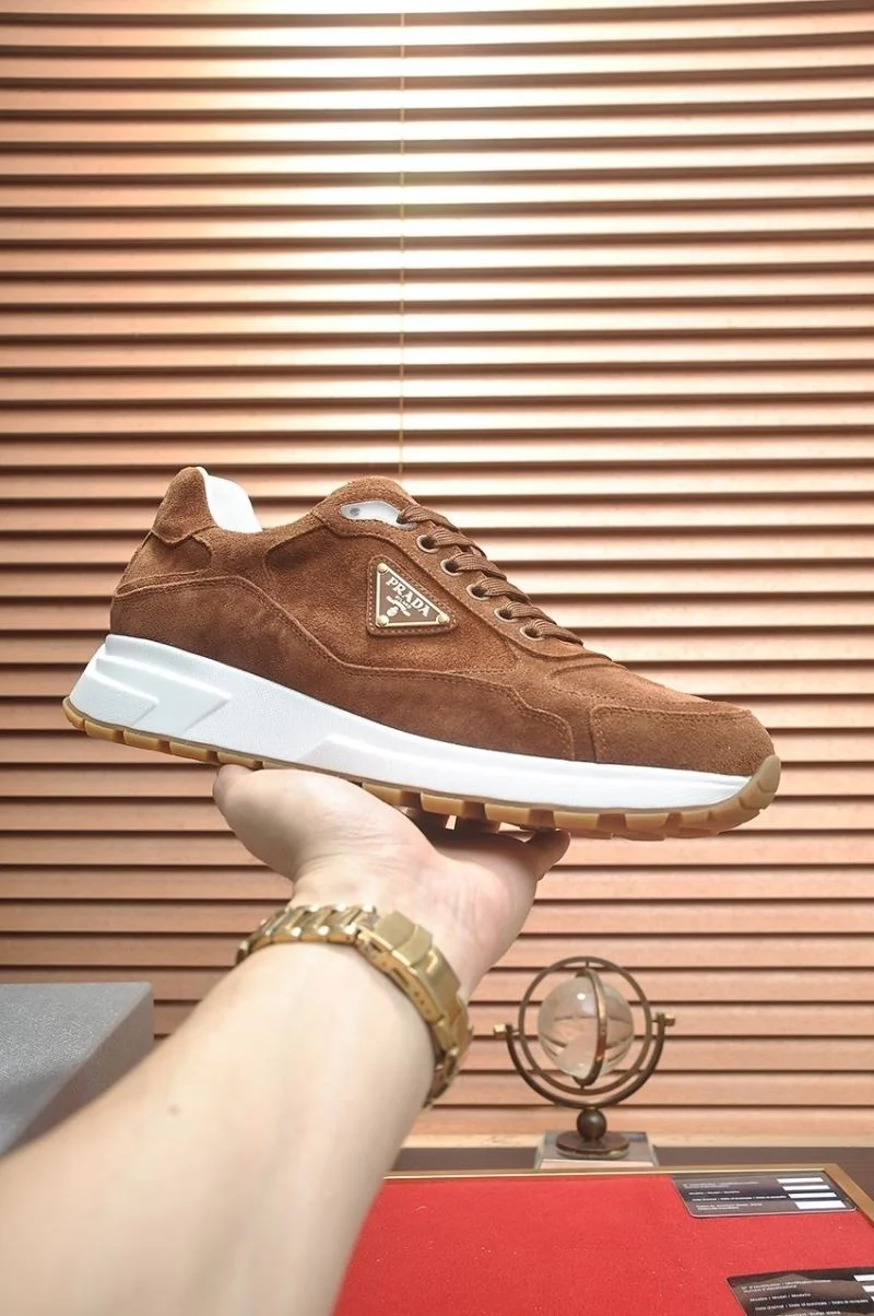 Prada Low Shoes Breathable 35383