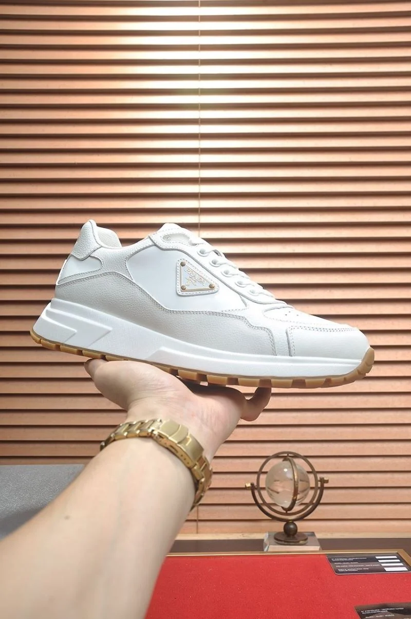 Prada Low Shoes OnTrend 35382