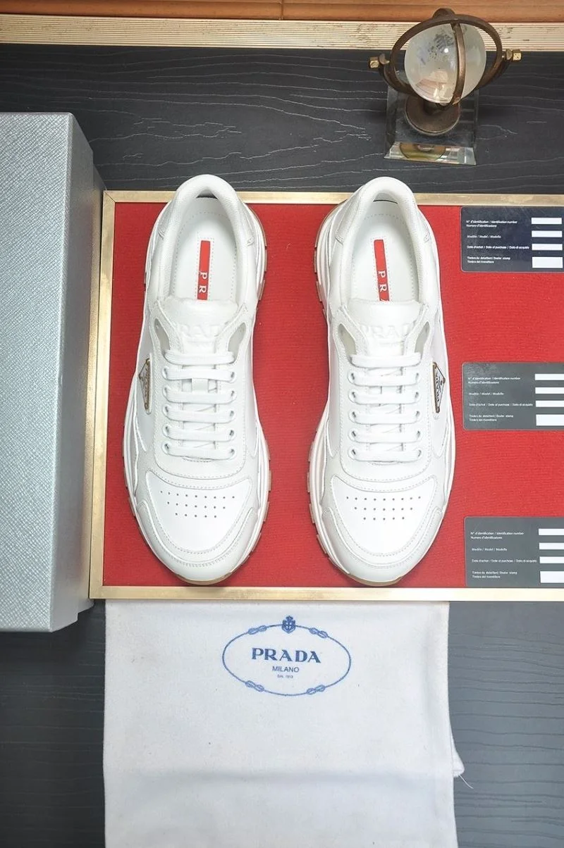 Prada Low Shoes OnTrend 35382