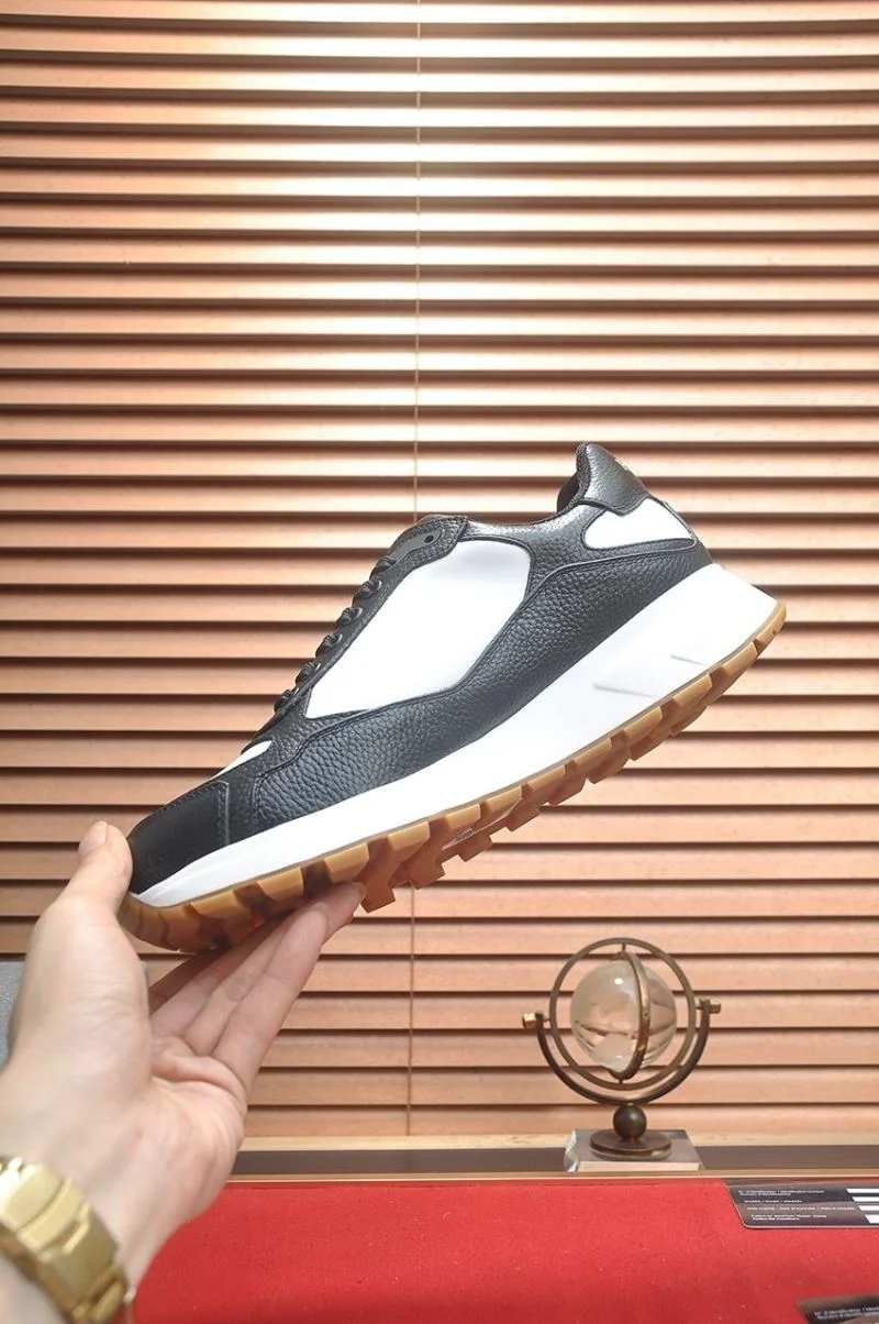 Prada Low Shoes Durable 35381
