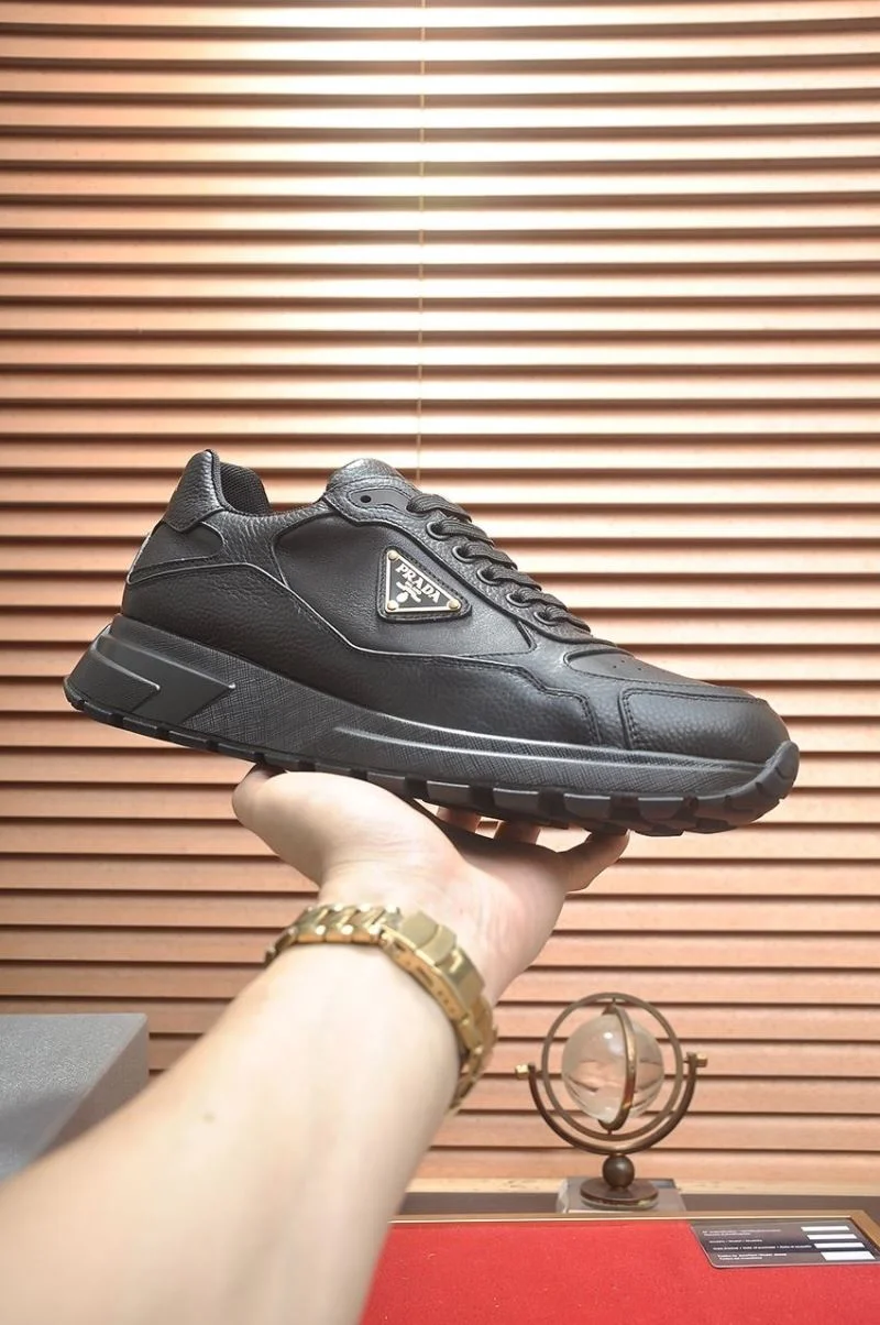 Prada Low Shoes UrbanStyle 35380