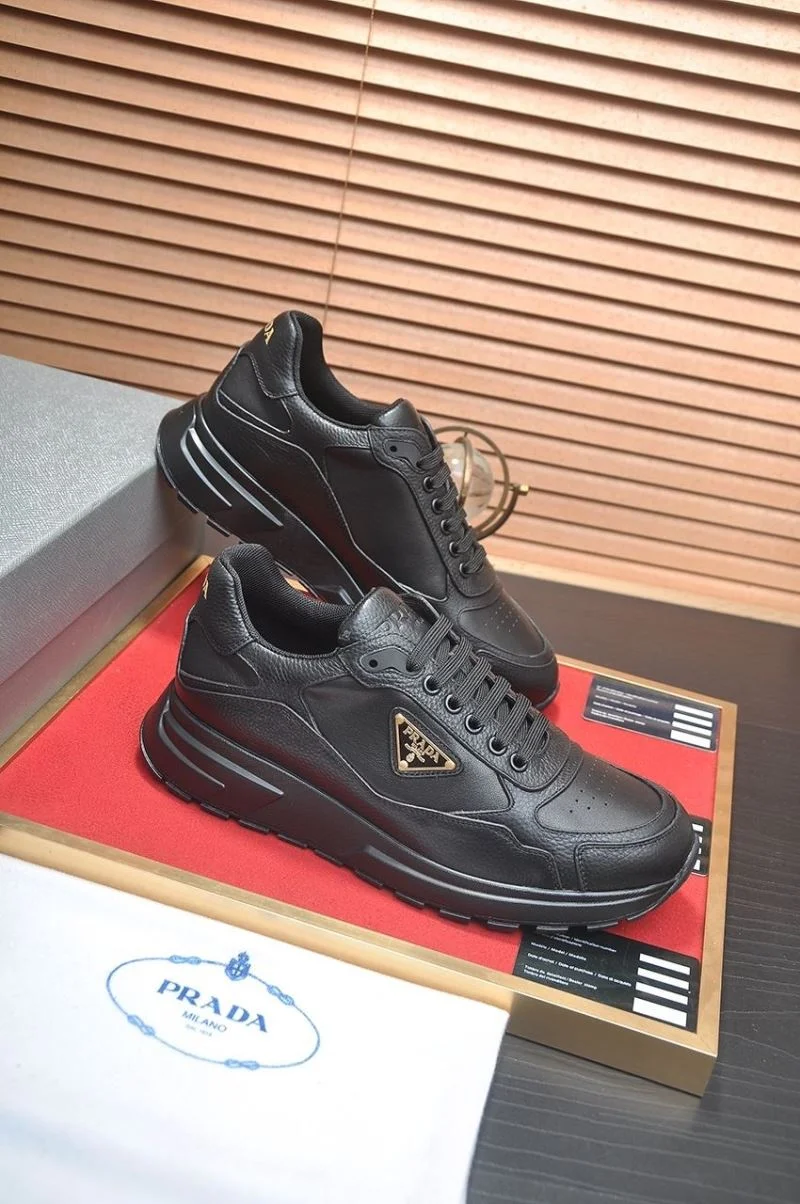 Prada Low Shoes UrbanStyle 35380