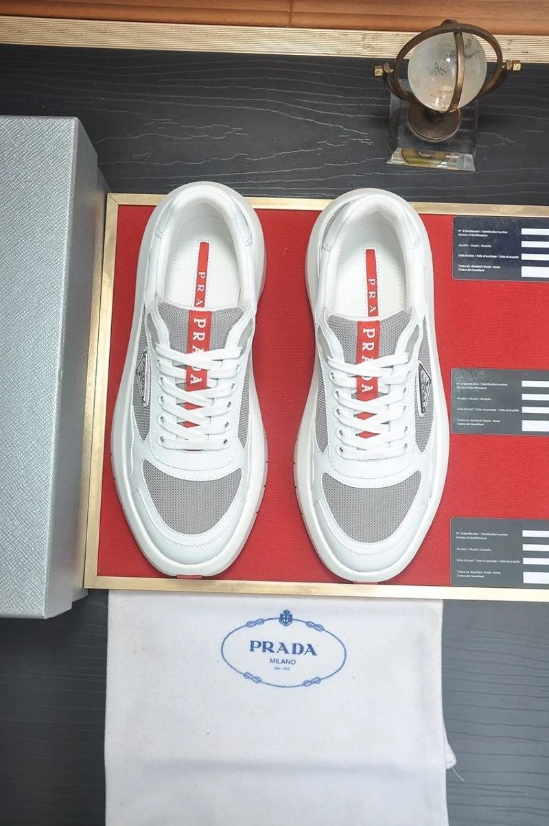 Reliable Prada Low Shoes 35379