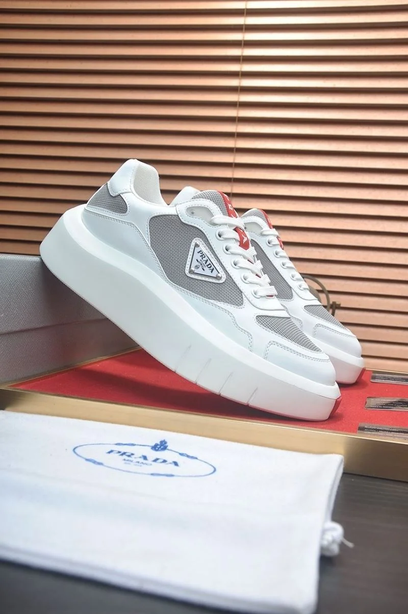 Reliable Prada Low Shoes 35379