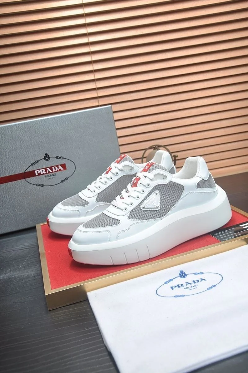 Reliable Prada Low Shoes 35379