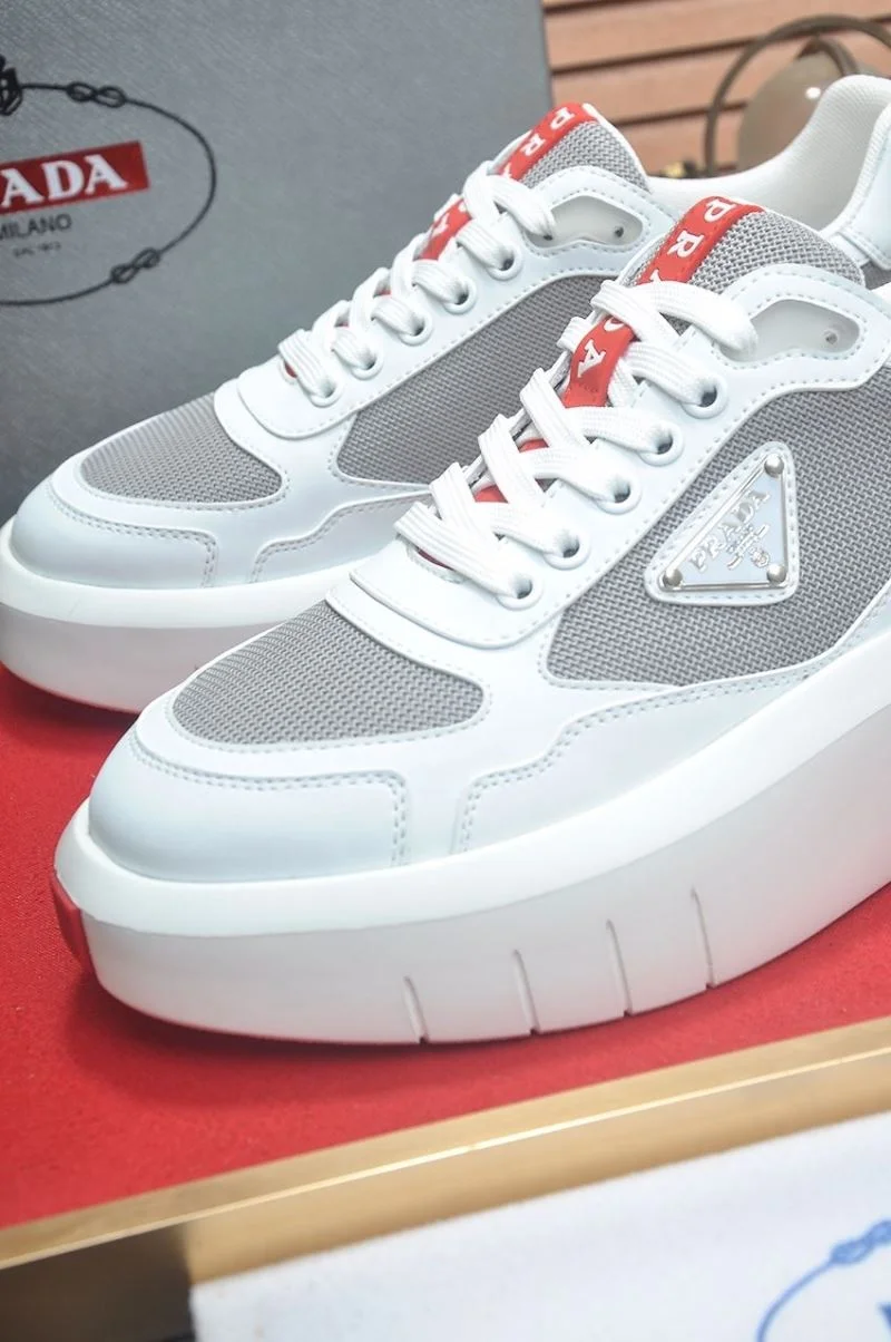 Reliable Prada Low Shoes 35379