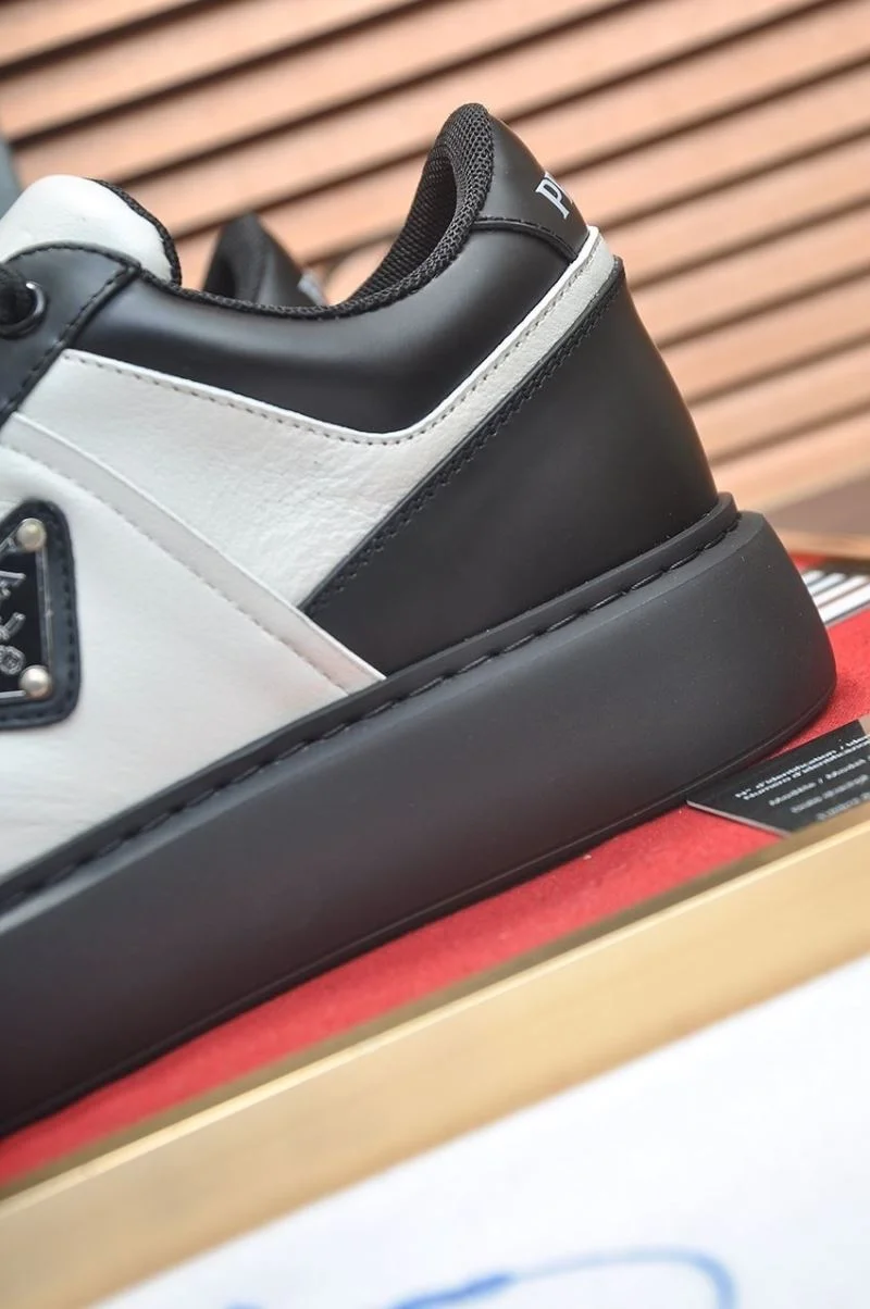 Breathable Prada Low Shoes 35356
