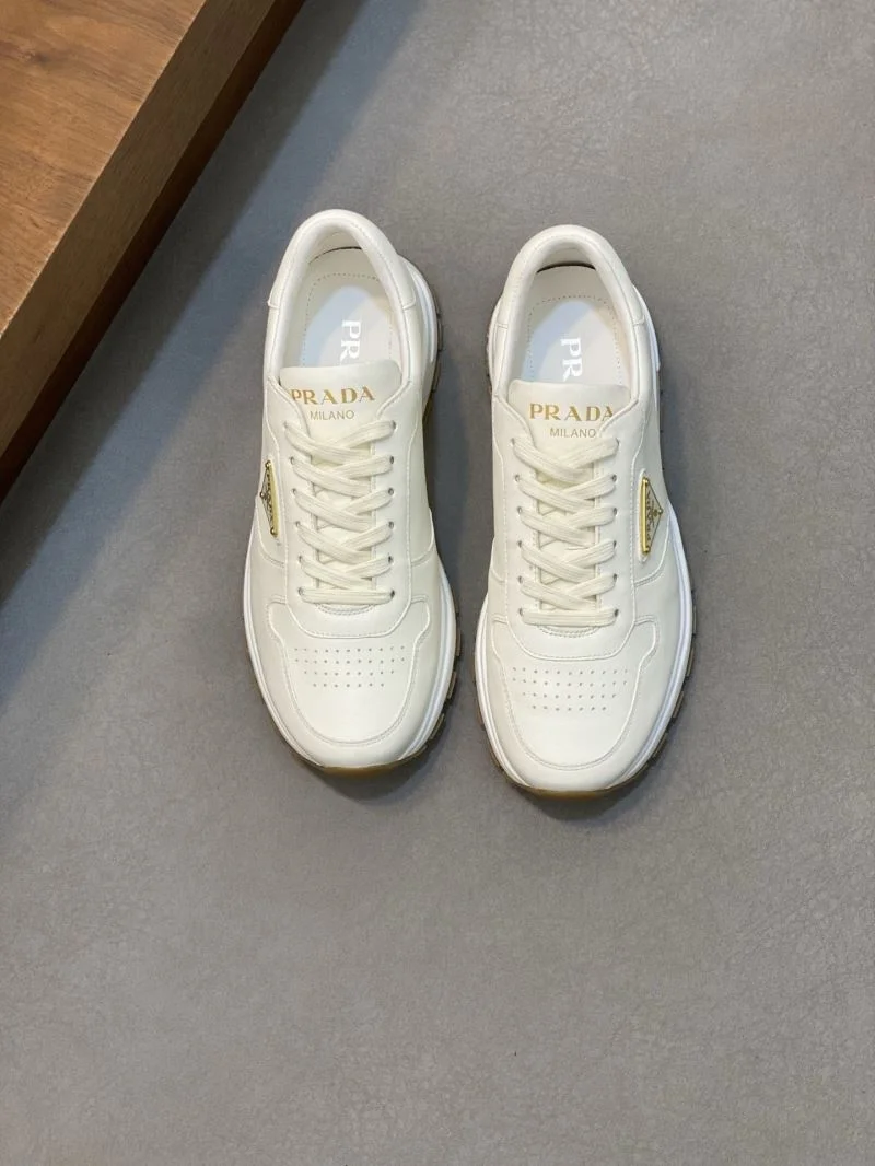 Prada Low Shoes UrbanStyle 35377
