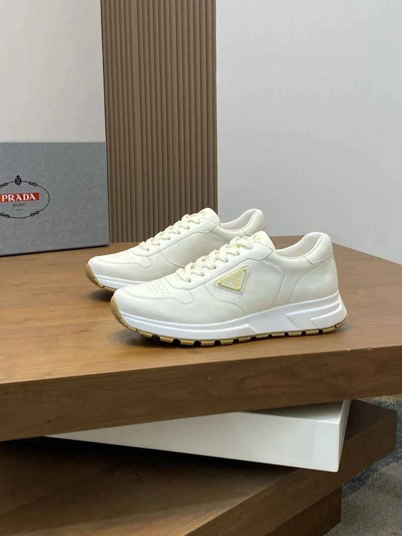 Prada Low Shoes UrbanStyle 35377