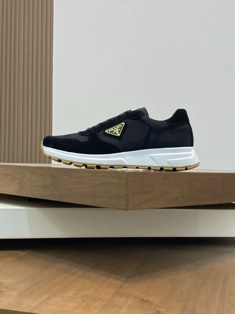 Prada Low Shoes Practical 35374