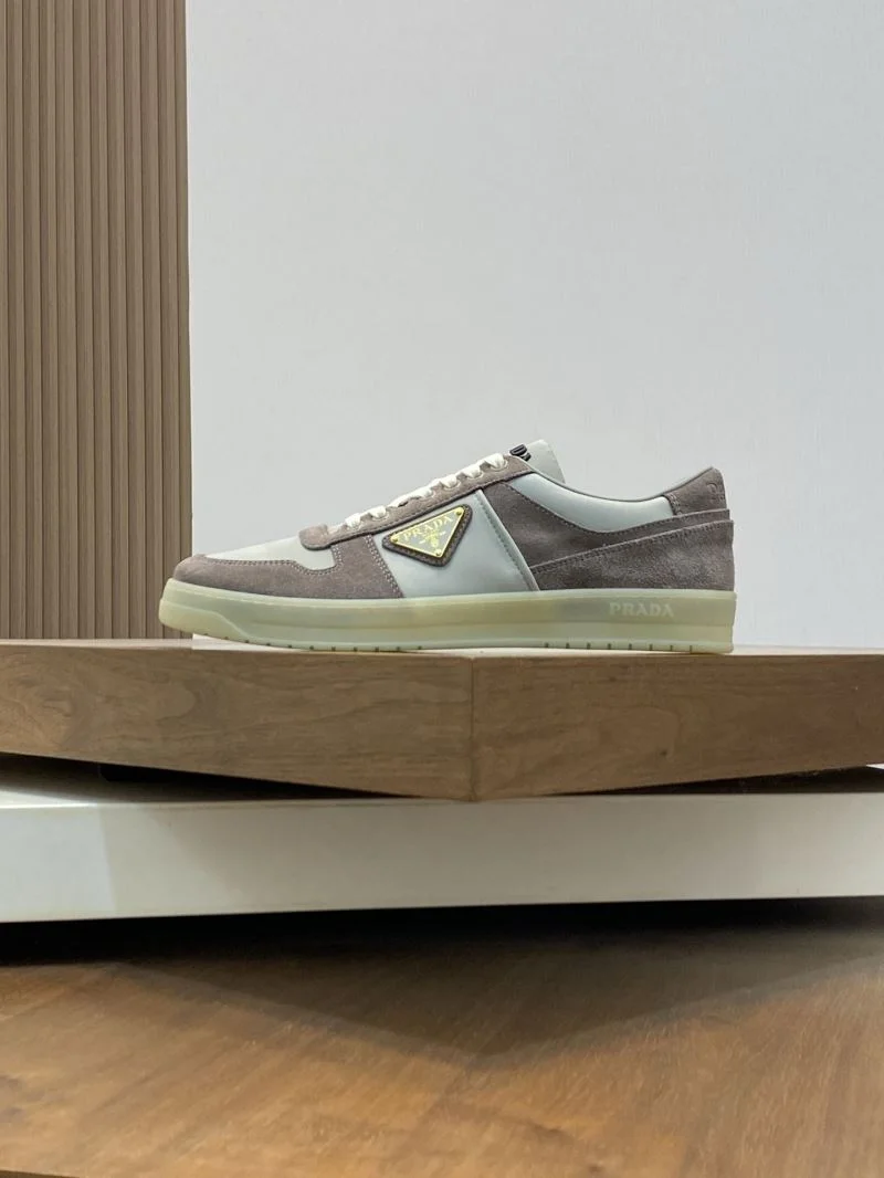 Prada Low Shoes DailyWear 35357
