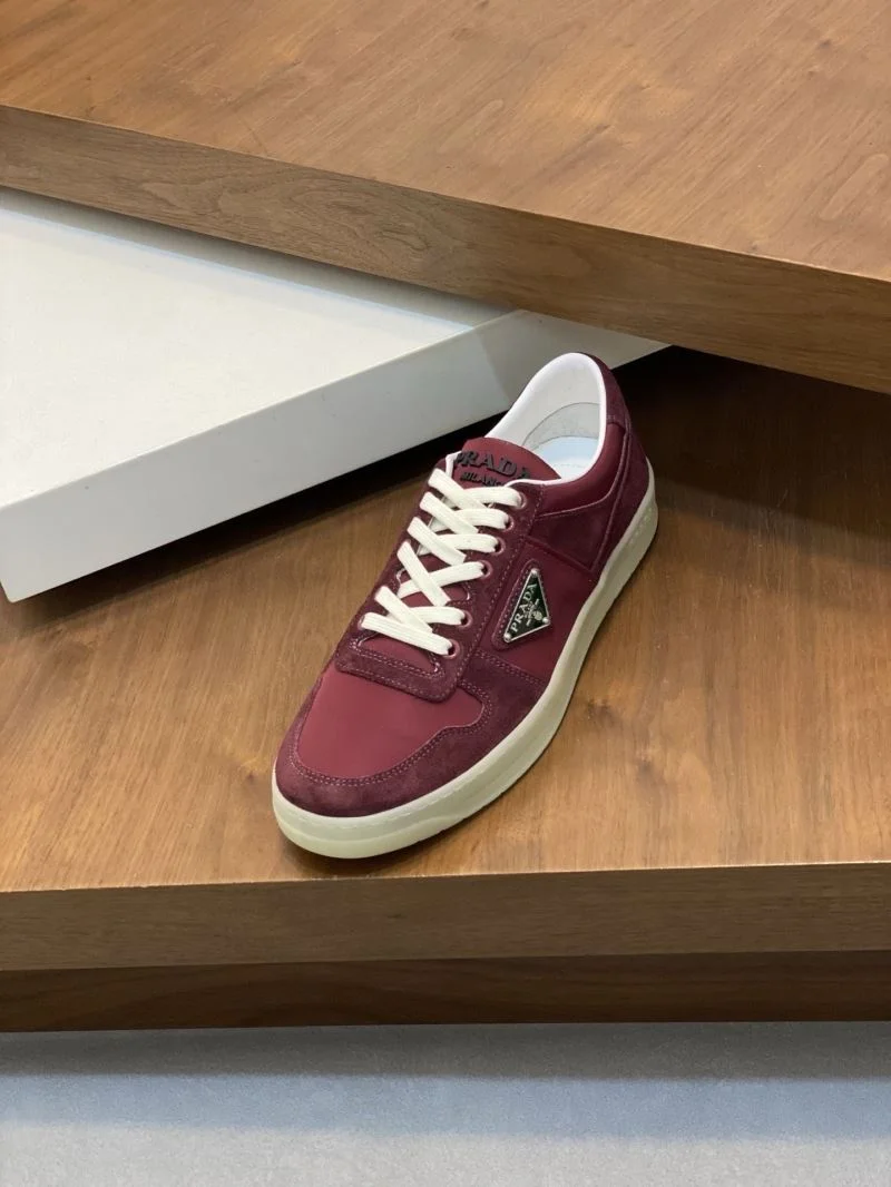 Prada Low Shoes Attractive 35368