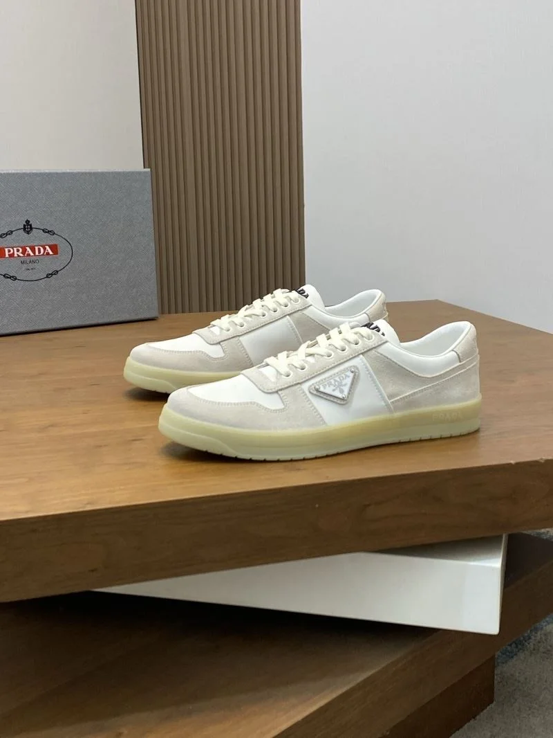 Flexible Prada Low Shoes 35365