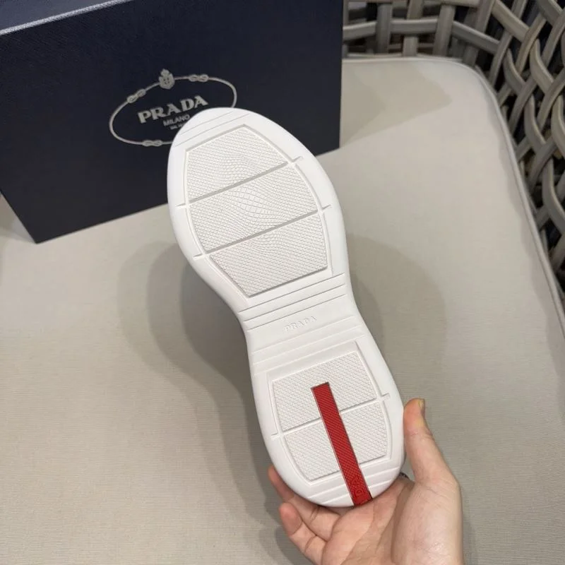 ModernLook Prada Low Shoes 35351