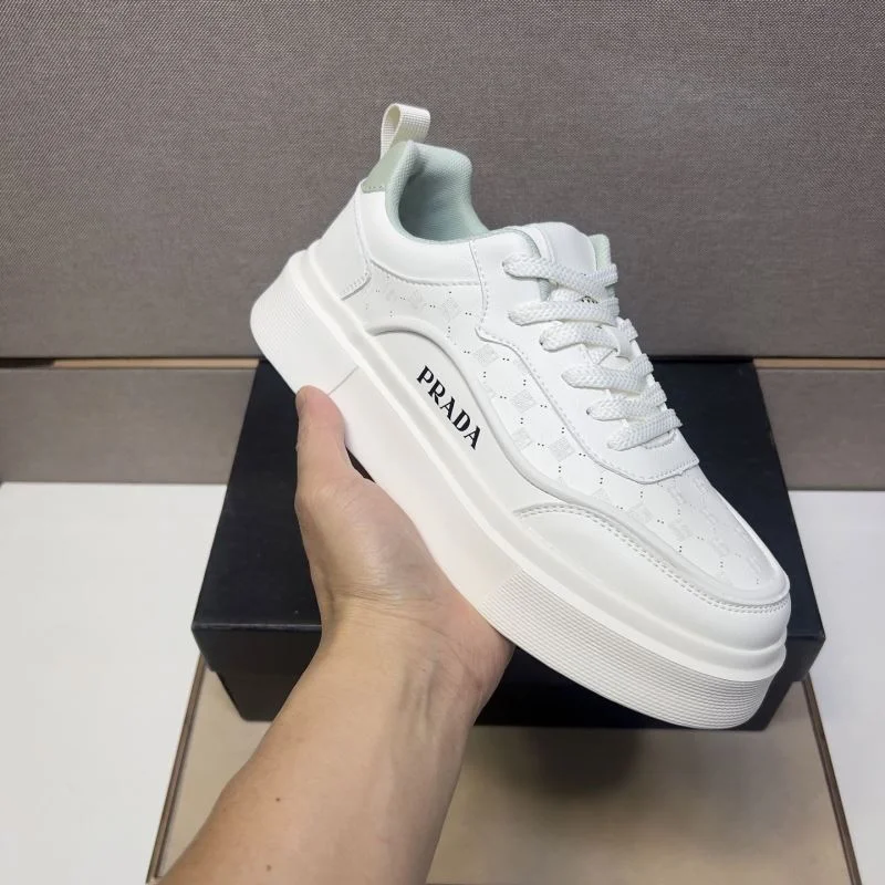 SmoothTexture Prada Low Shoes 35342