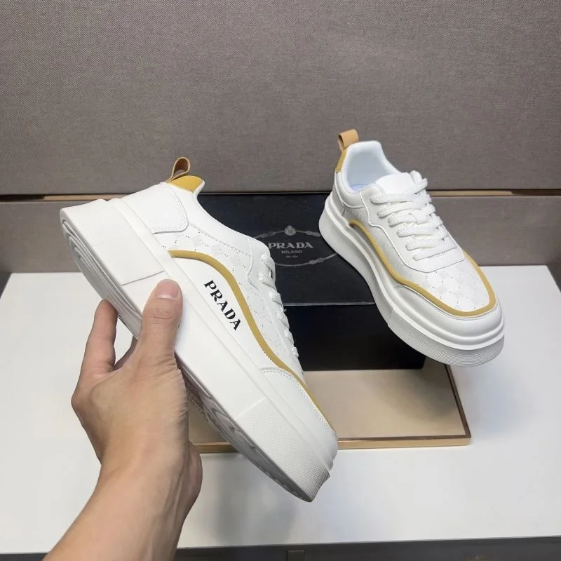 Prada Low Shoes UrbanStyle 35341