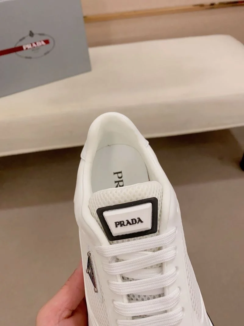 Prada Low Shoes Bold 35340