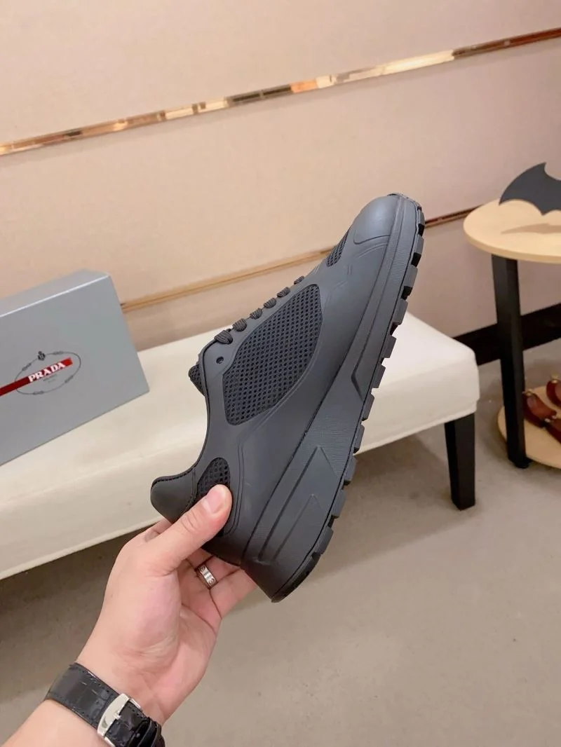 Modern Prada Low Shoes 35330