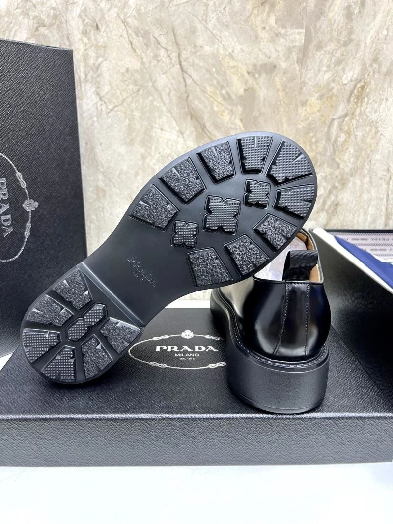 Prada Low Shoes Upgraded 35326