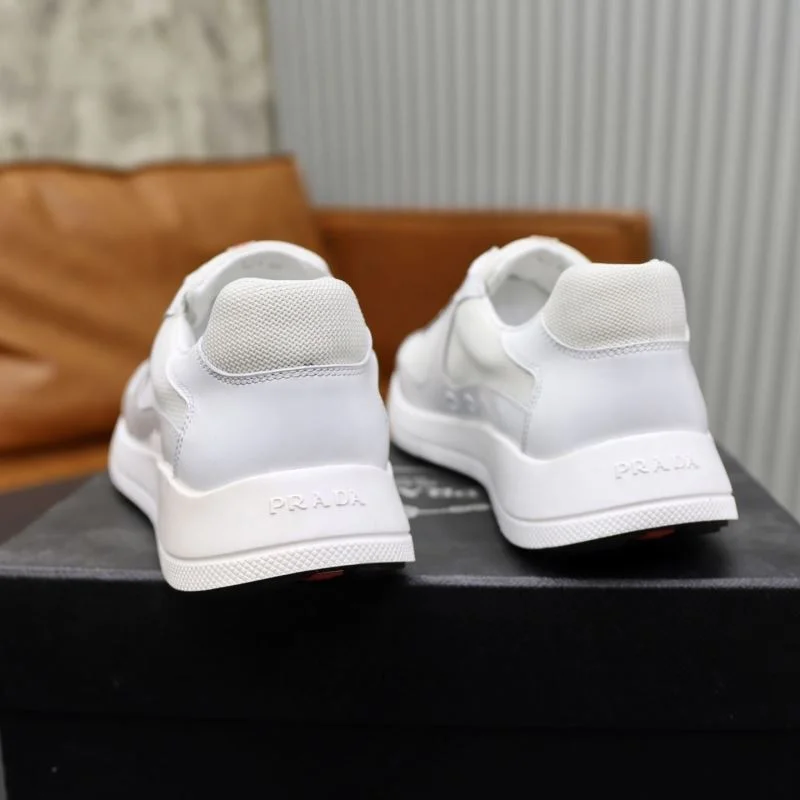 Prada Low Shoes Unique 35338