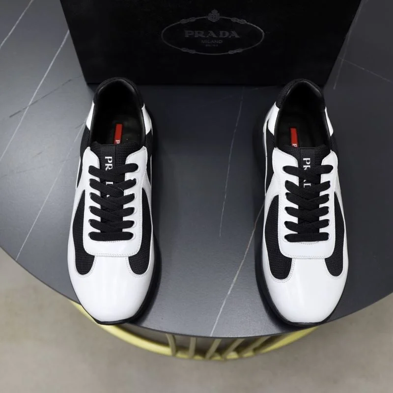 Prada Low Shoes Sleek 35337