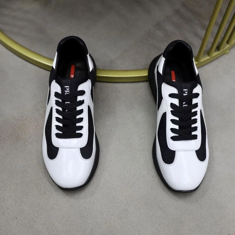 Prada Low Shoes Sleek 35337