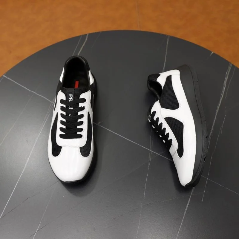 Prada Low Shoes Sleek 35337