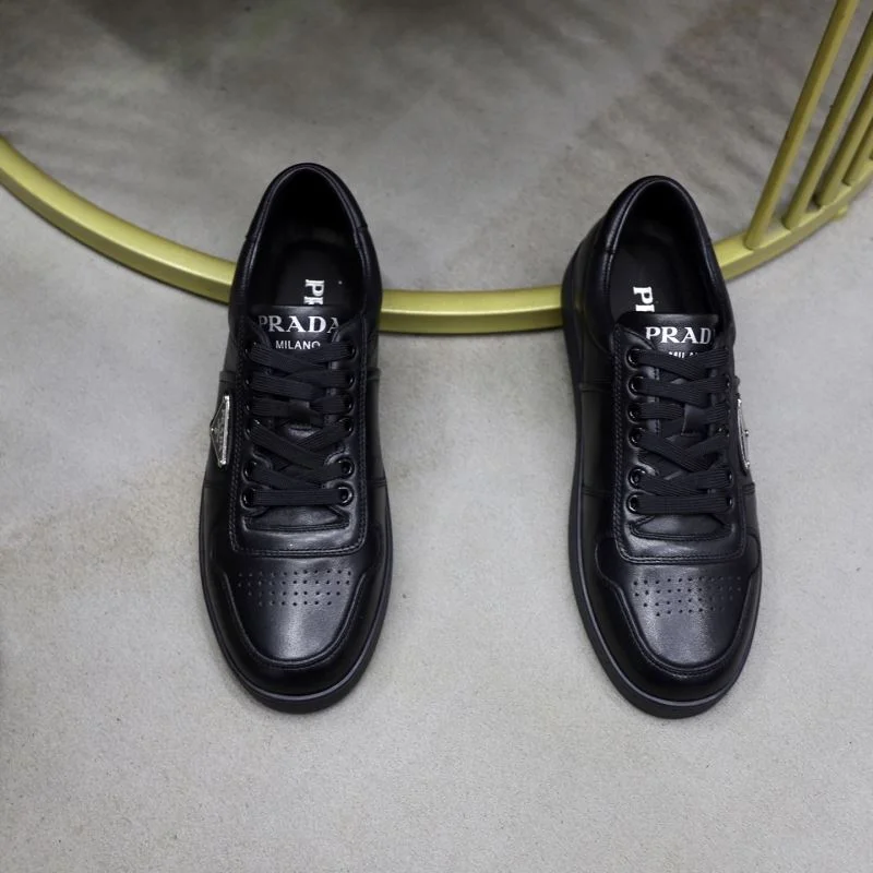 SoftTouch Prada Low Shoes 35328