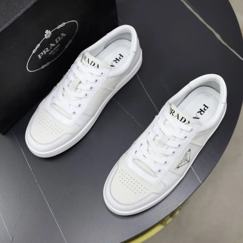 Prada Low Shoes Trendy 35332