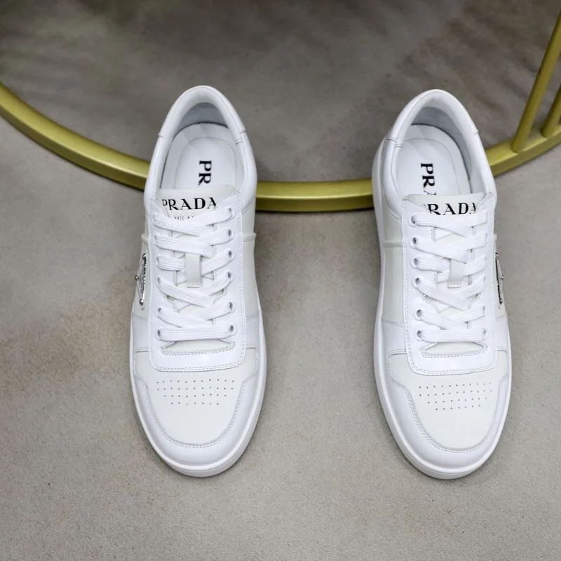 Prada Low Shoes Trendy 35332