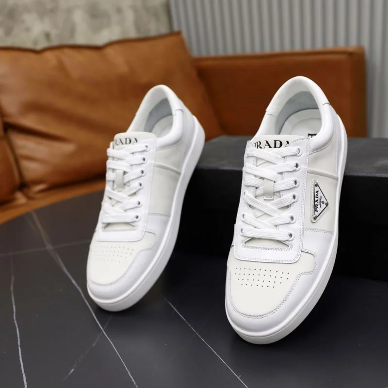 Prada Low Shoes Trendy 35332