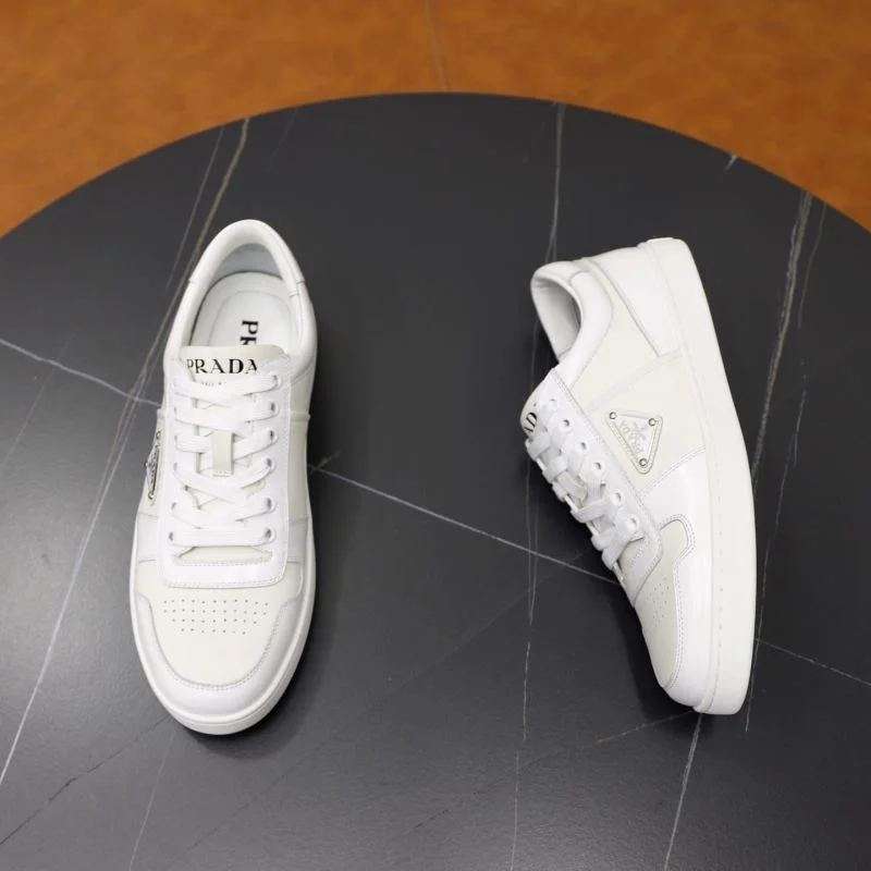Prada Low Shoes Trendy 35332