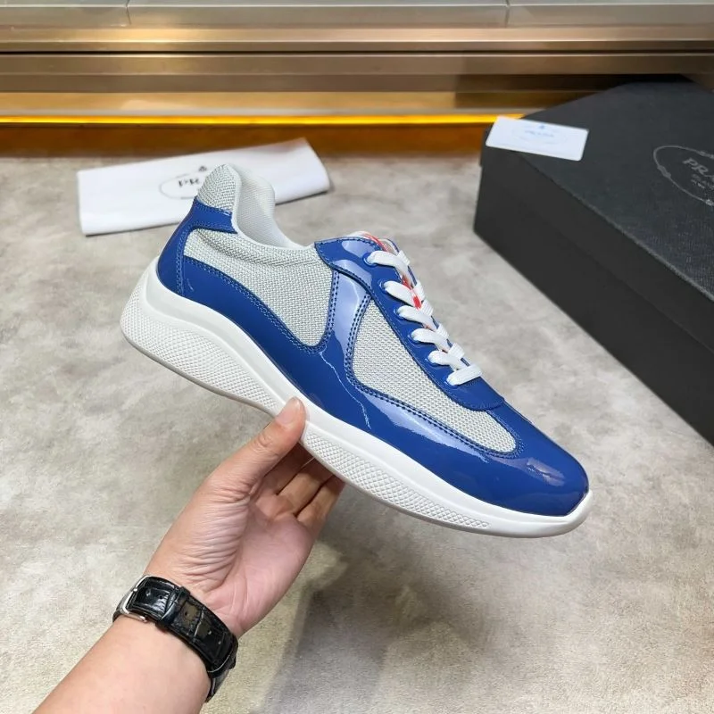 Original Prada Low Shoes 35324
