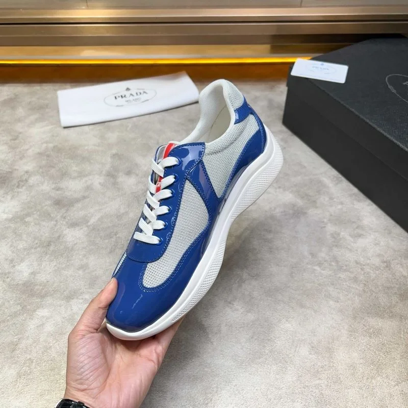Original Prada Low Shoes 35324