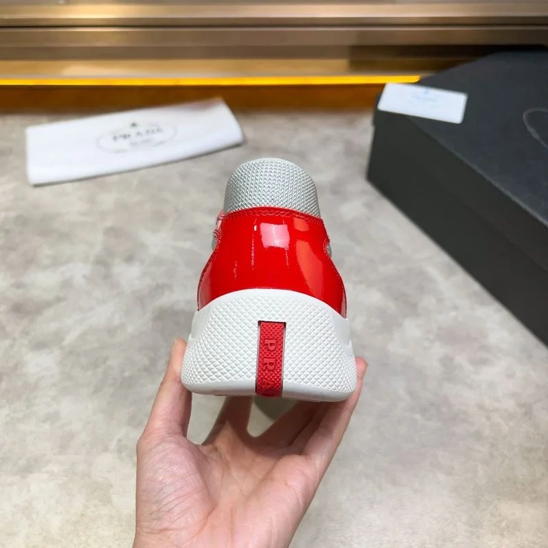 Prada Low Shoes MoistureWicking 35325