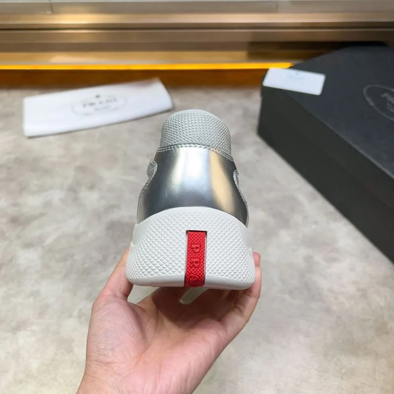 Attractive Prada Low Shoes 35309