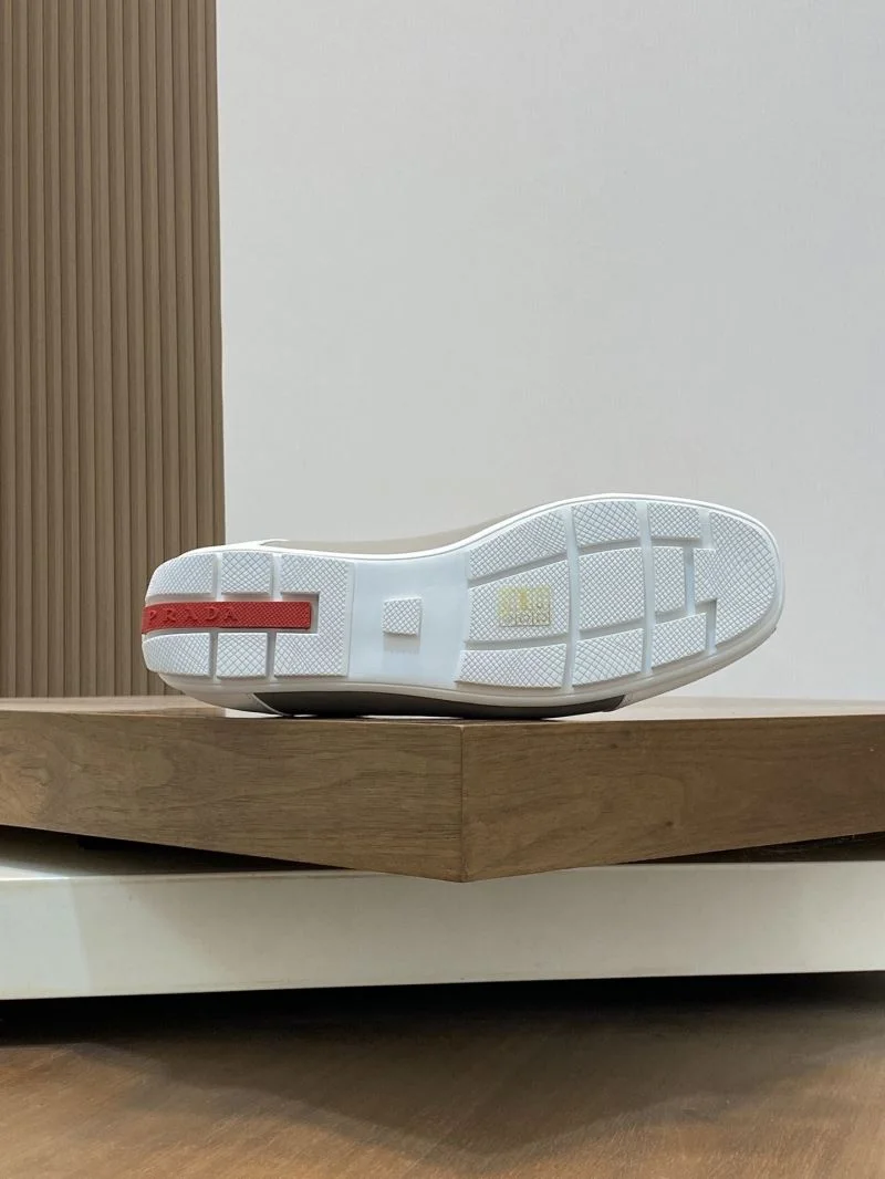 Modern Prada Low Shoes 35310
